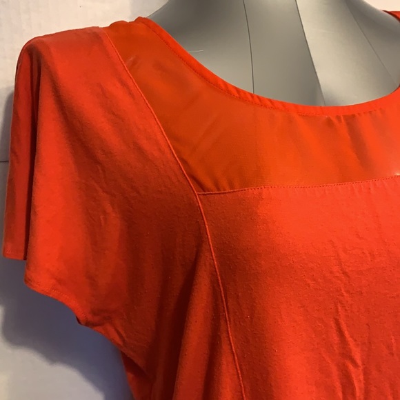 Orange mesh tshirt - Picture 3 of 10
